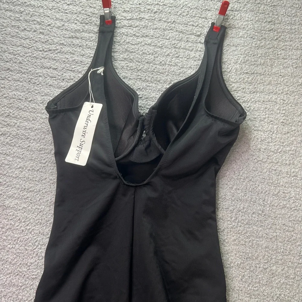 Miraclesuit Sanibel One Piece Swimsuit Black Size 8 Slimming Ruched Retro Swim